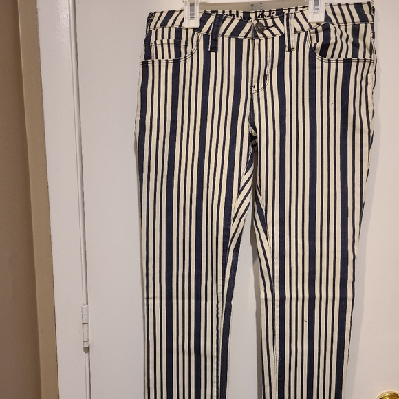 Pants - Fitted stretchy navy/white pants